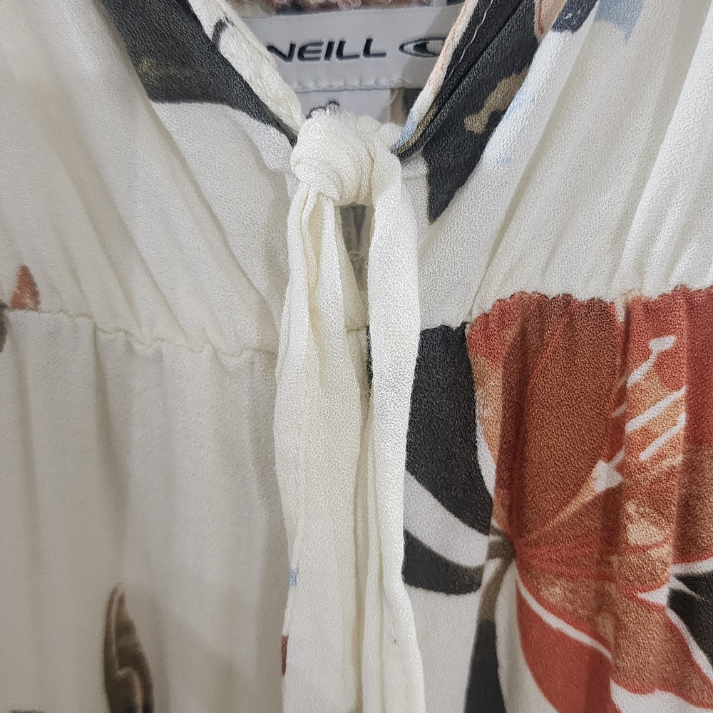 O’Neill Floral Romper | Size Small | Boho Beachy - Picture 2 of 11
